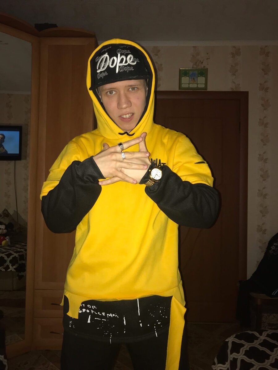 Timson Timiuss - Русскоязычный блогер на ютуб, ТикТокер и музыкант!