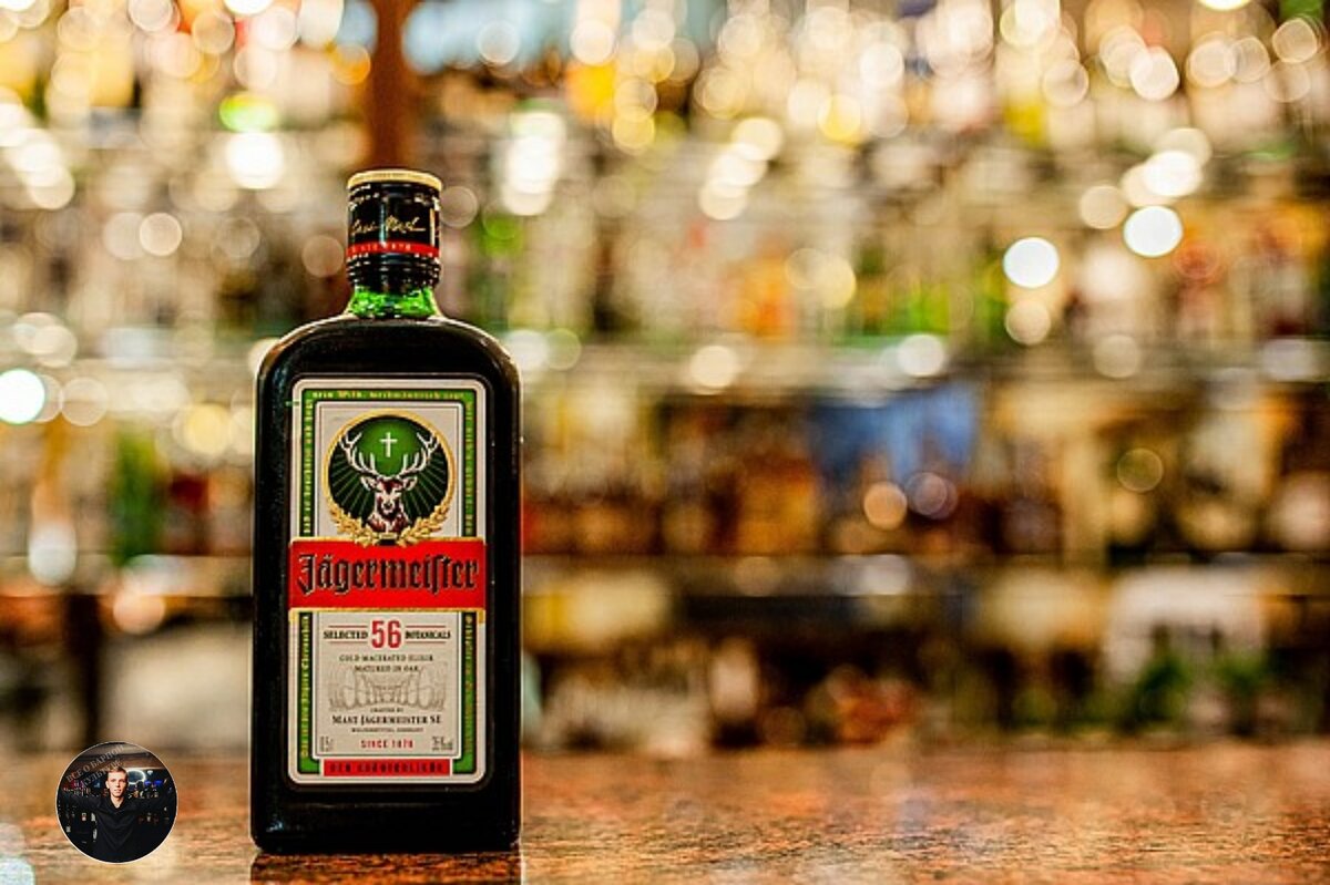 Очки егермейстер. Холодильник Jagermeister. Свитер Егермейстер. Егермейстер реклама. Бутылка 200мл Егермайстер травяной.