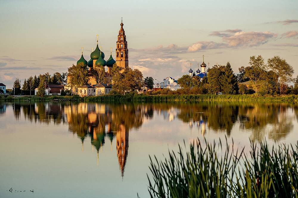 Russian most. Самые красивые деревни России село великое. Фото самое русское.