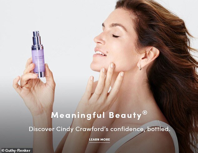 Синди Кроуфорд рекламирует антивозрастной крем для кожи Meaningful Beauty