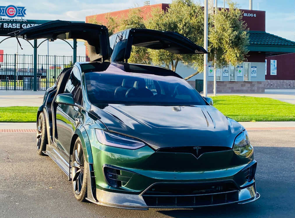 Tesla Model X. Фото из открытых источников.