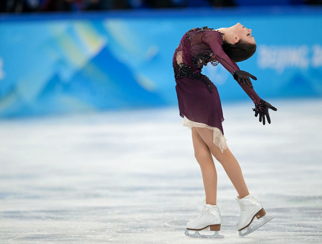 Мне нужно время, чтобы это всё осознать», Щербакова стала чемпионкой  олимпийских игр. | Интересные личности | Дзен