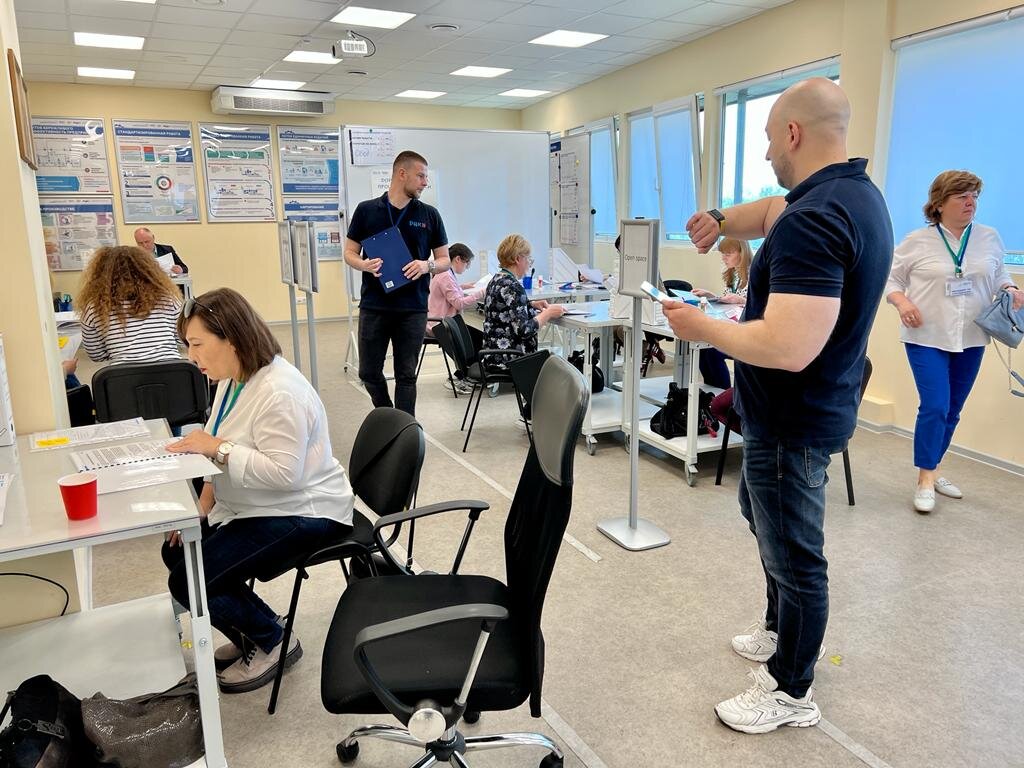 Расстановка по рабочим местам