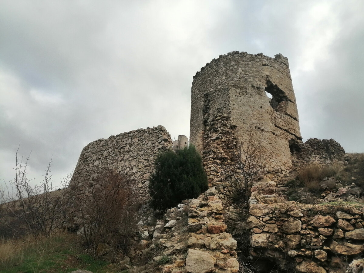 Крепость Чембало