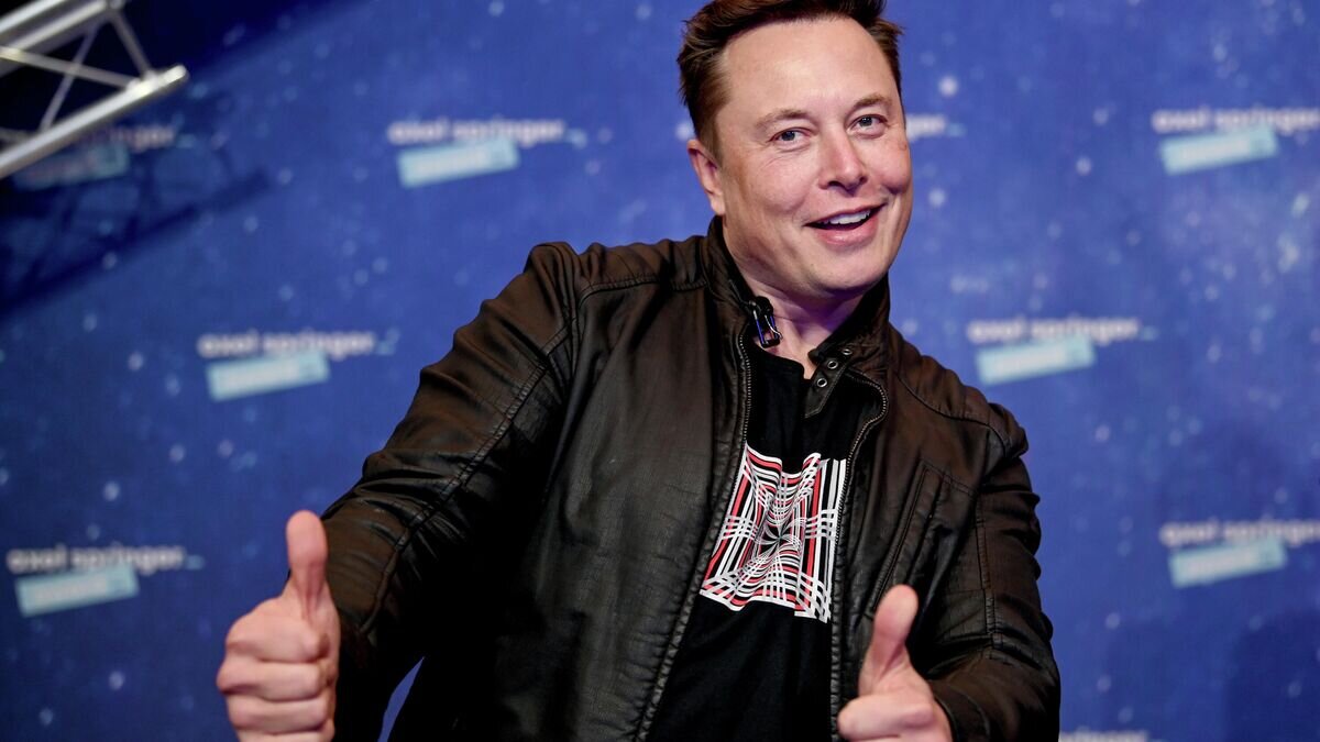    Глава компаний SpaceX и Tesla Илон Маск© AP Photo / Pool/Britta Pedersen