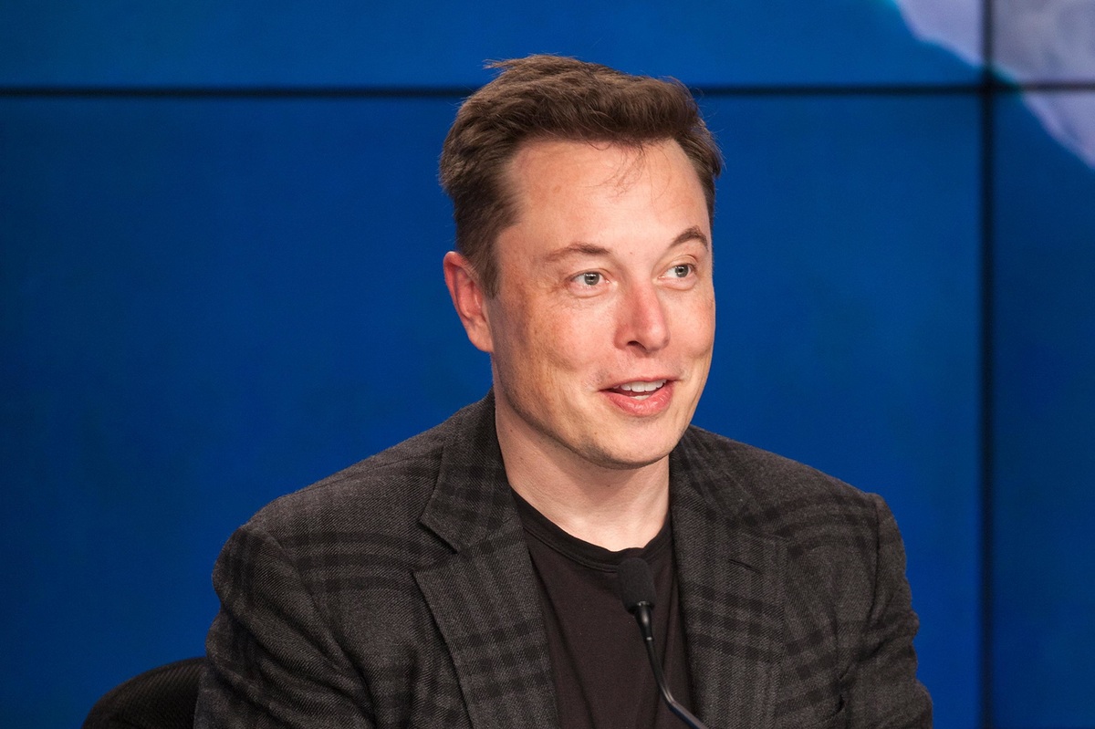     «Чувствую себя более здоровым»: Илон Маск похудел на 9 килограммов после критики своего тела