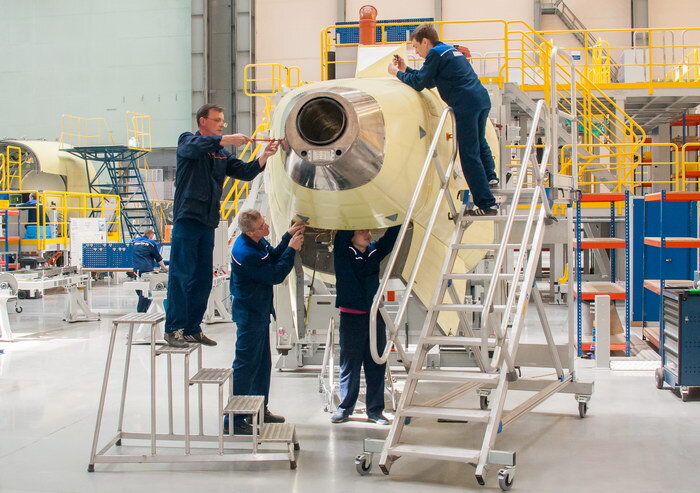 Сборка отсека ВСУ для МС-21 на заводе "Авиастар". Фото из открытых источников