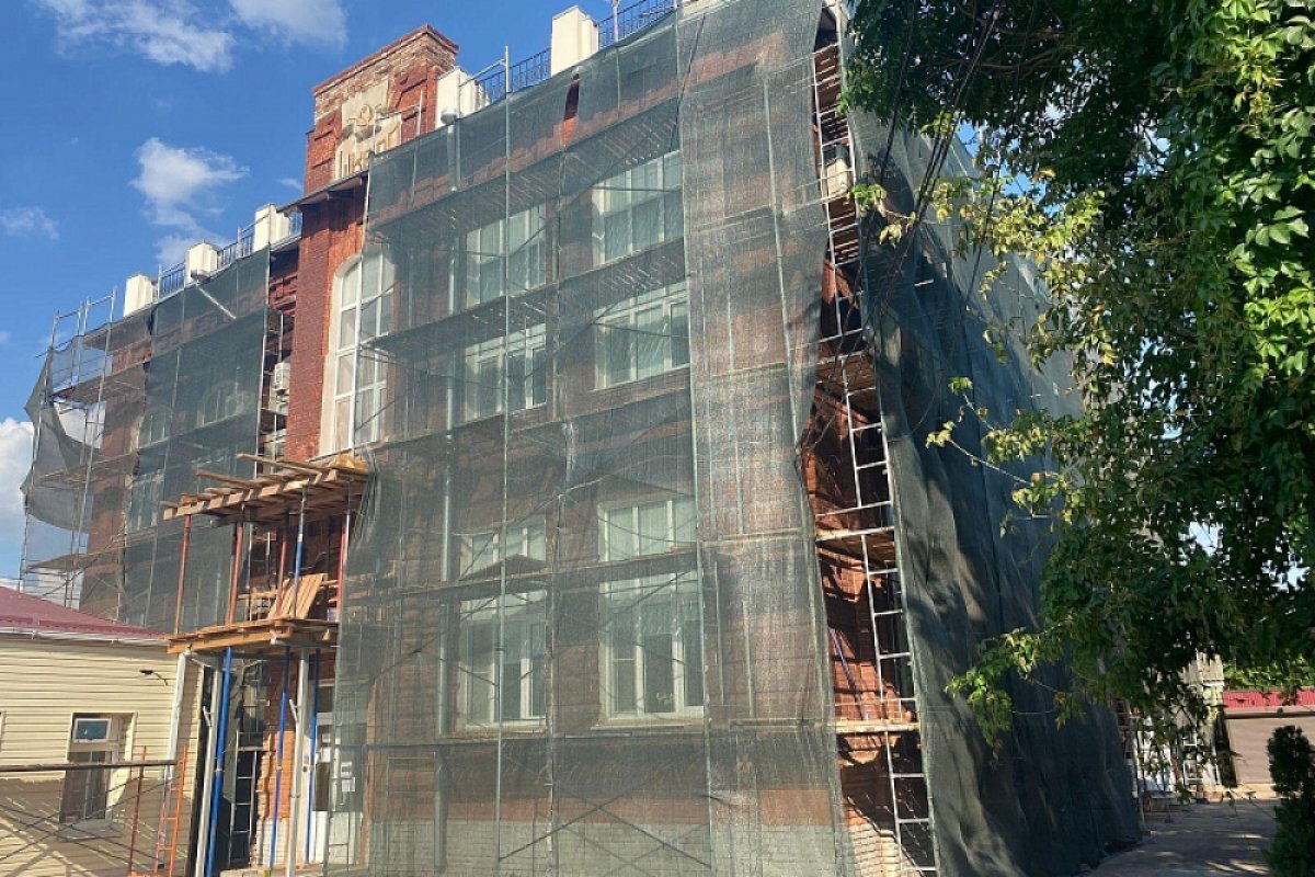    В Краснодаре началась реставрация памятника архитектуры «Школа приказчиков»