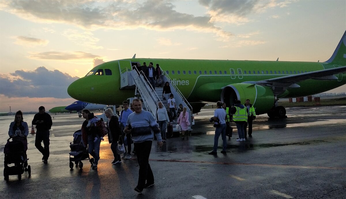 Вот он красавец, в лучах заката