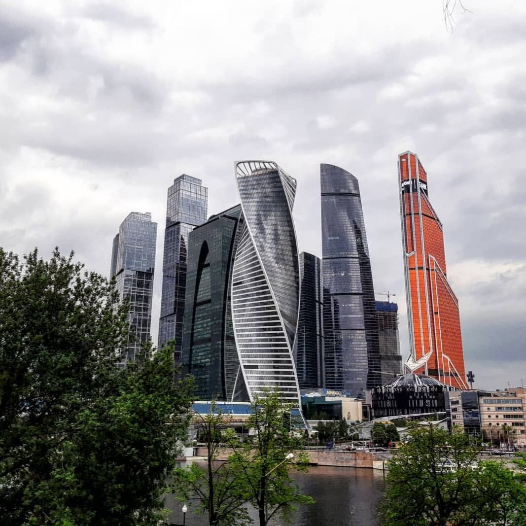 Москва все здание. Москоу Сити башни. Здания Москоу Сити. Башня 2 Москва Сити. Башня око Москва.