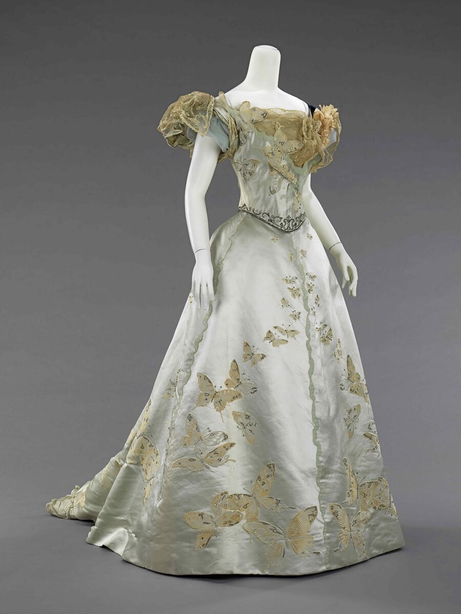 Бальное платье 19 век