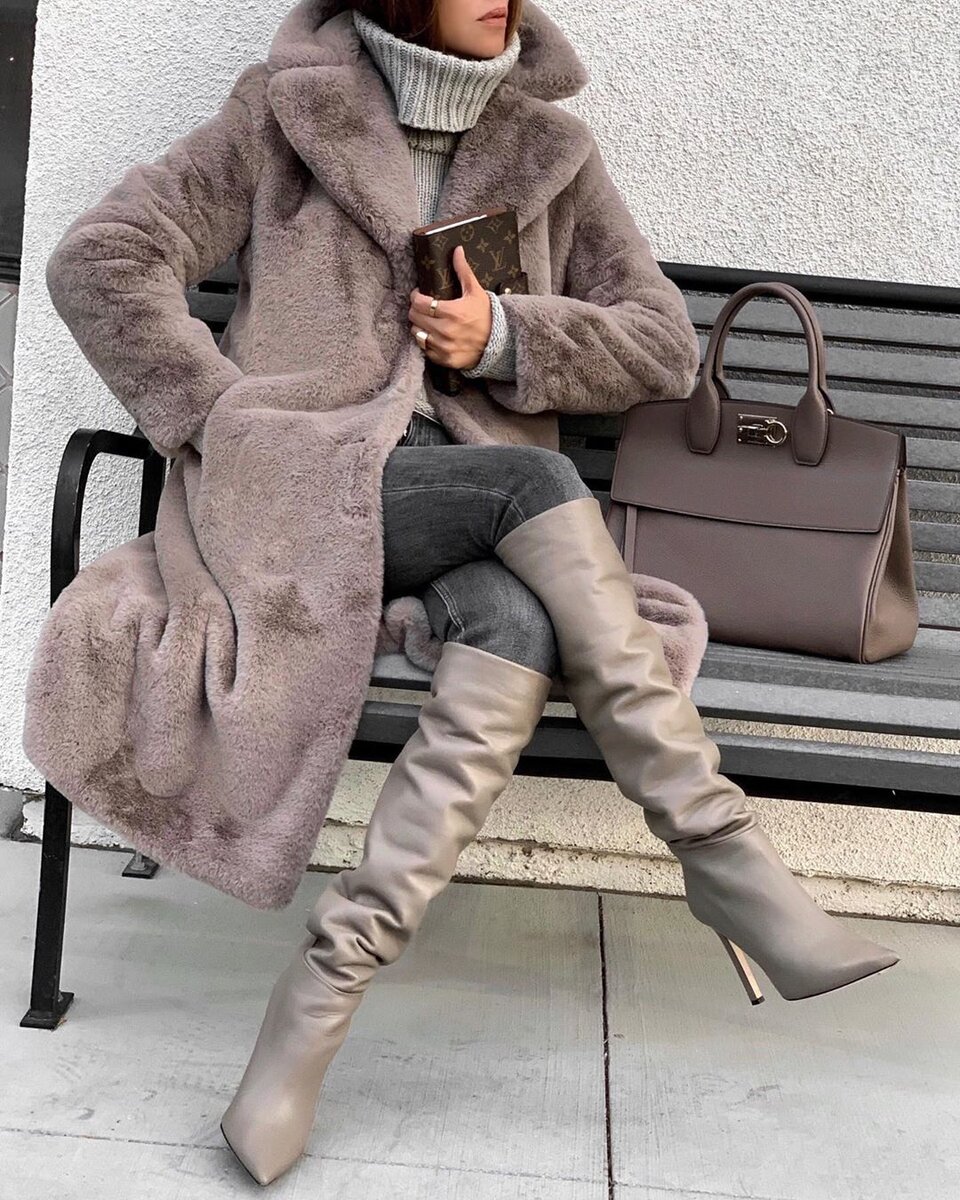 www.instagram.com/lolariostyle