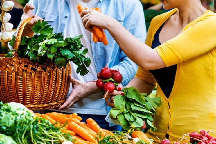 Здоровая диета может помочь предотвратить, обратить или справиться с диабетом.