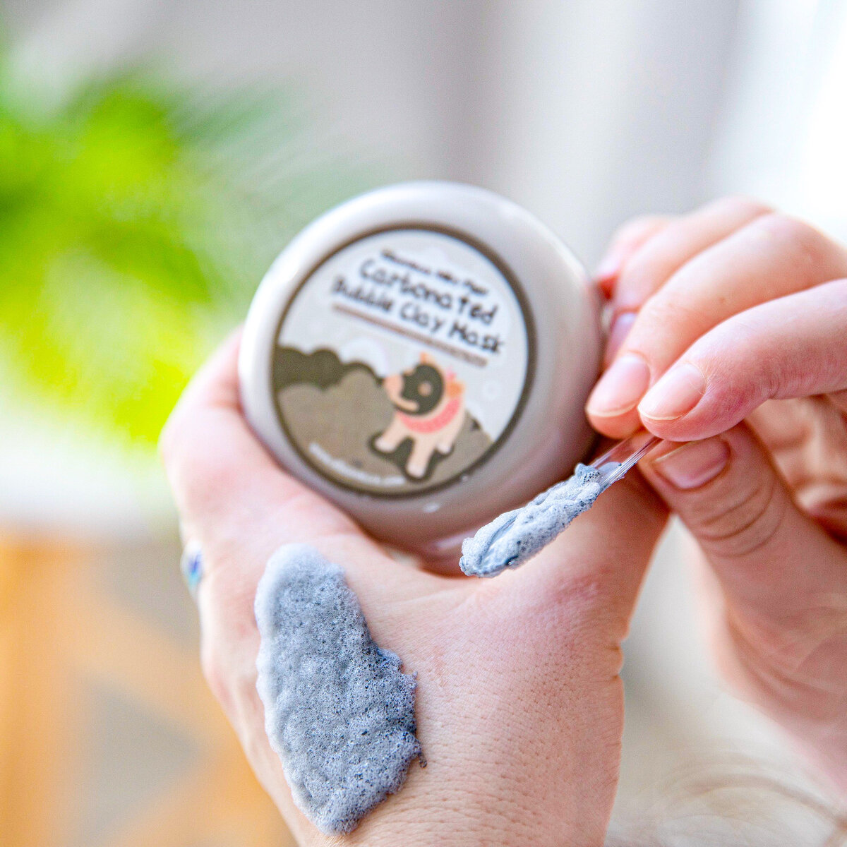 Пенная маска для глубокого очищения пор Elizavecca Milky Piggy