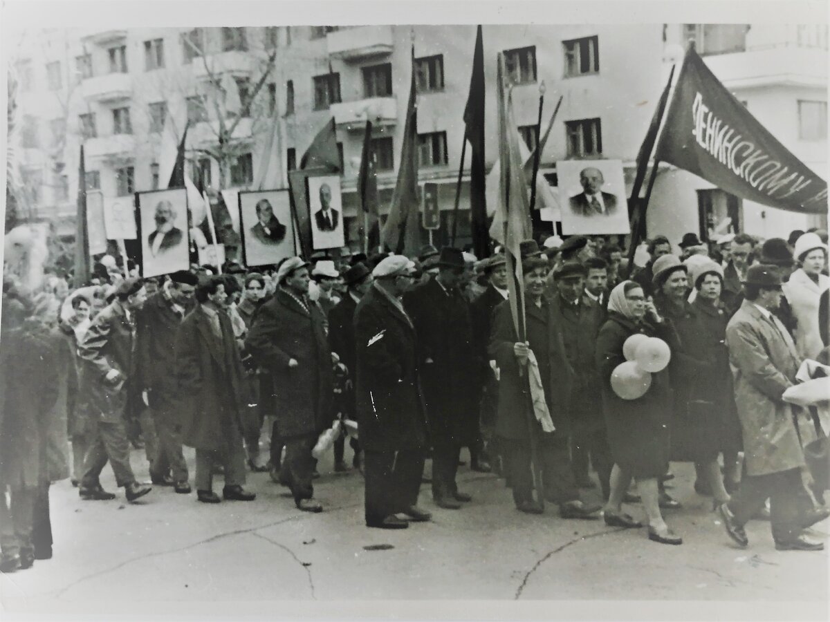 Фото из домашнего архива. 1968 год.