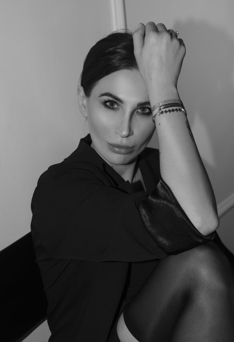 Маша Фамилия 
Основатель салона Masha Familia, Ставрополь