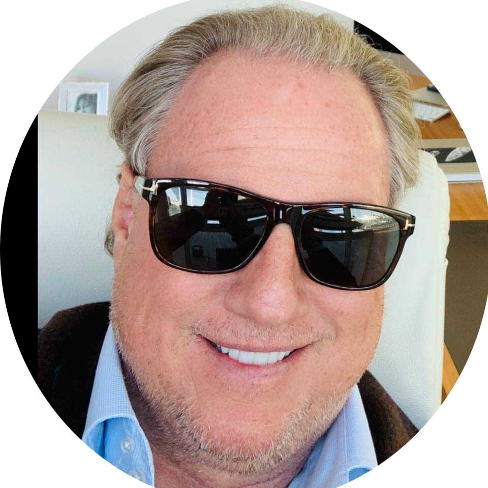 Курт Лерман возглавляет компанию Yacht Moments