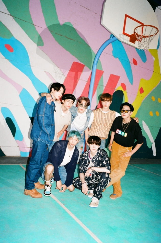 BTS / Фото = BIG HIT ENTERTAINMENT
