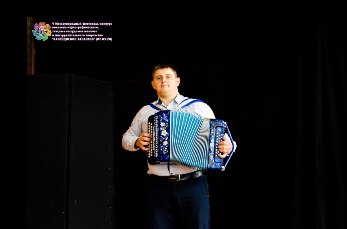 Николай Лудин, музыкант, гармонист и преподаватель из города Большое Болдино.