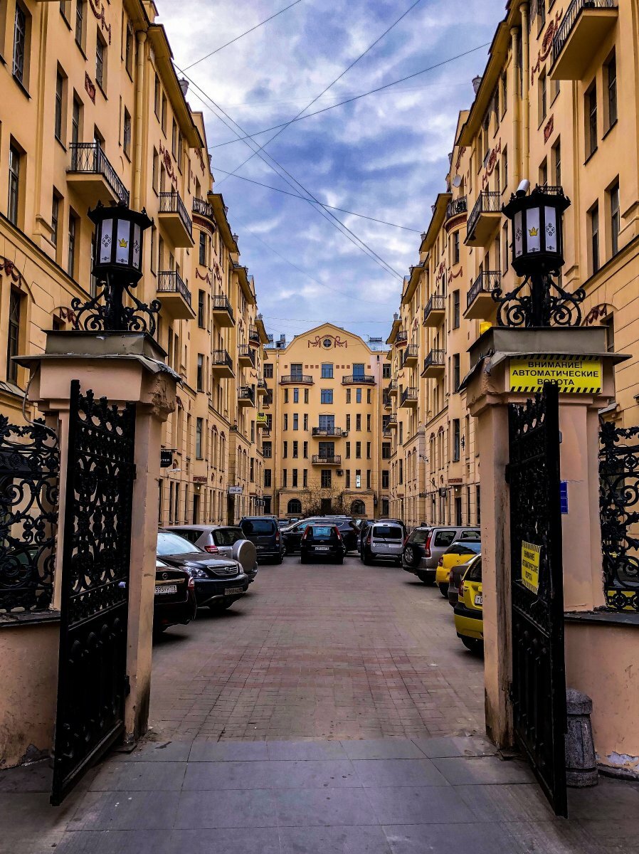 https://m.2gis.ru/spb/geo