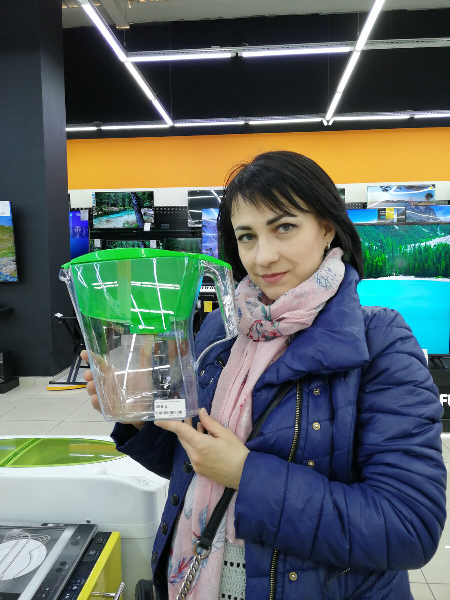 Всем хорош, только стоит он 499 рублей.