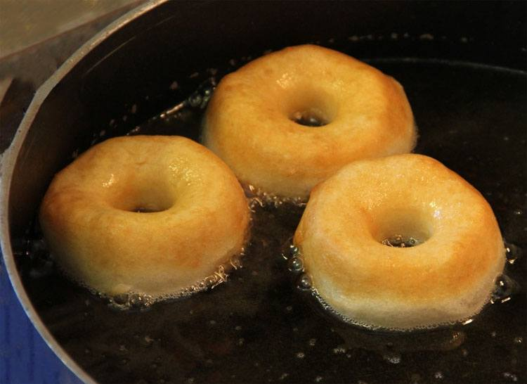 Рецепт пончиков в масле в домашних
