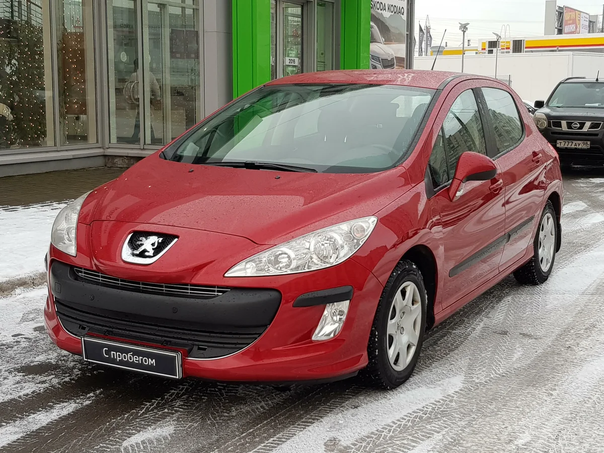 Где пежо 308. Peugeot 308 308. Пежо 308 красная. Пежо 308 хэтчбек красный. Пежо 308 2009 года.