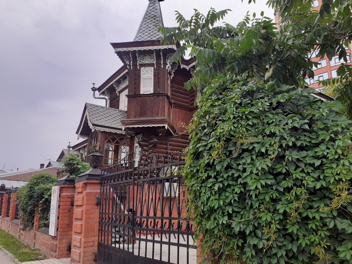  Адрес: ул. Анатолия, 106, 106а, 102. Фото автора. Листайте галерею 👉🏻 