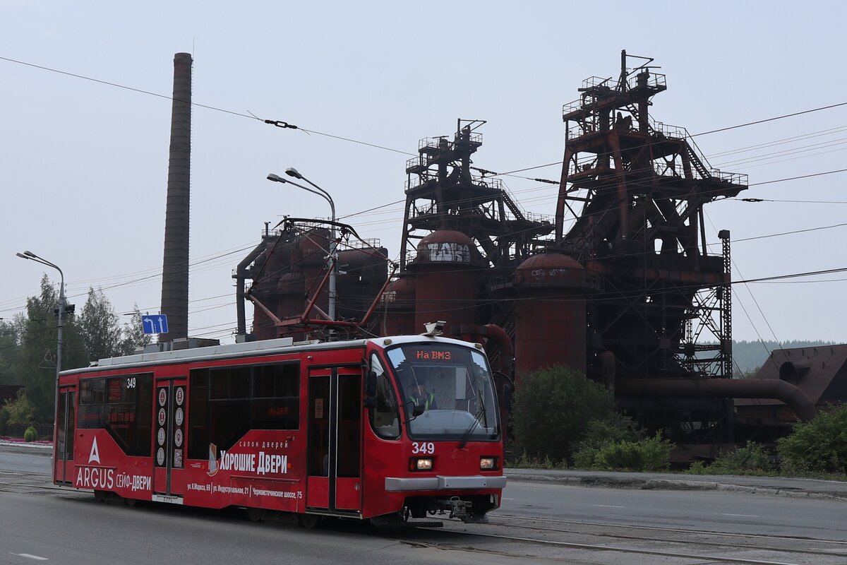 Трамвай Нижнего Тагила. Вагоны - новые, пути - старые