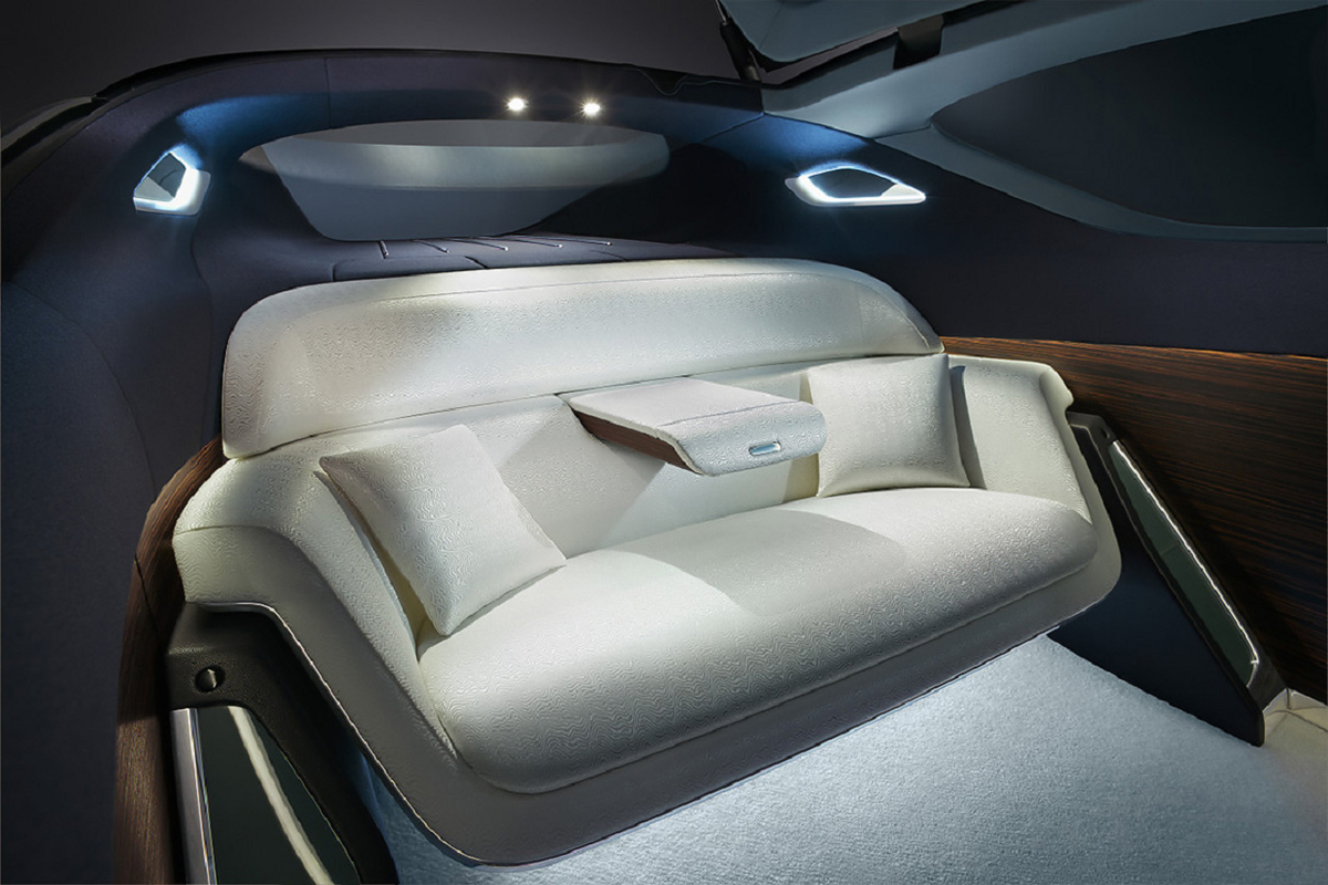 Салон автомобиля Rolls-Royce «Vision Next 100»