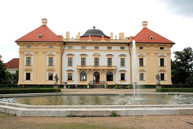 Замок в Славкове в наши дни