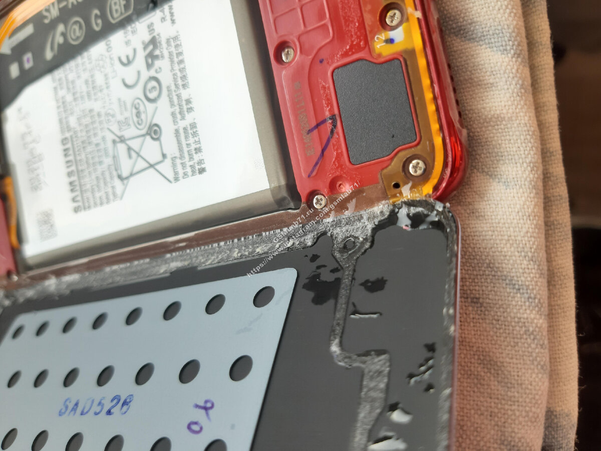 Samung Galaxy A31 (Следы влаги)