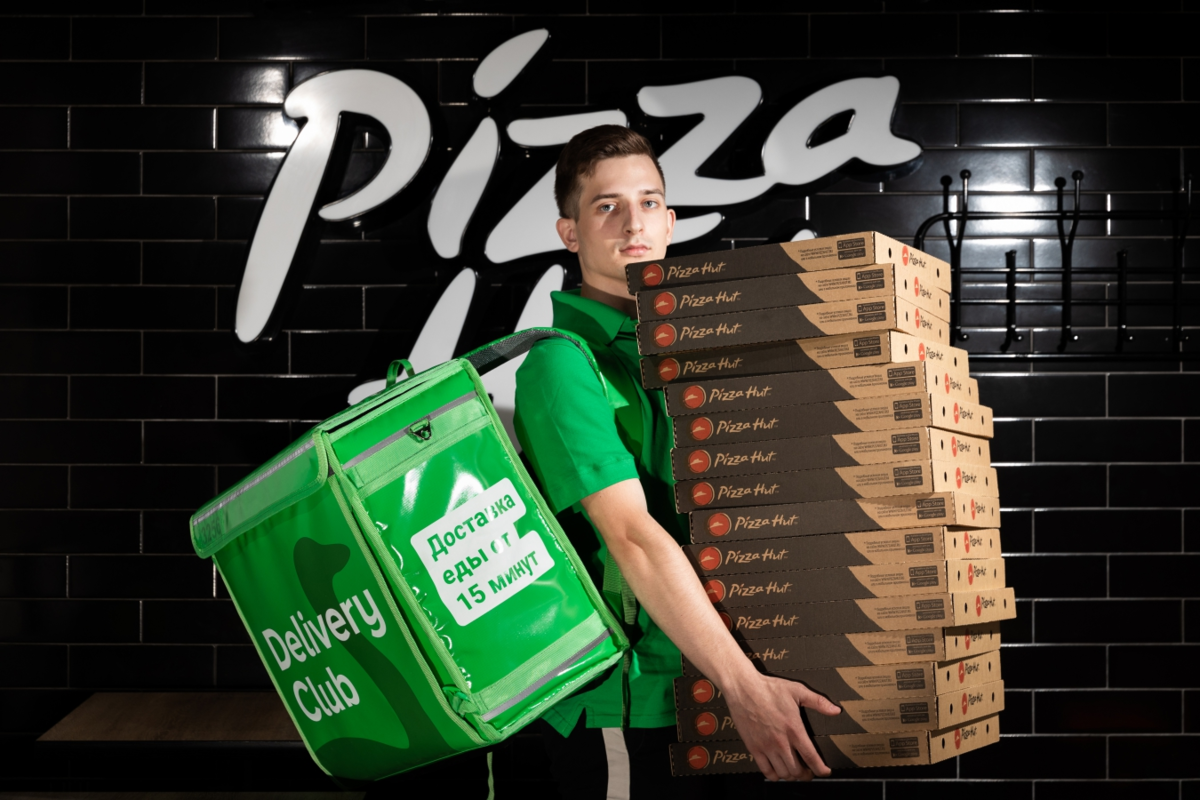 Курьер деливери. Деливери. Delivery Club. Доставка Деливери. Delivery реклама