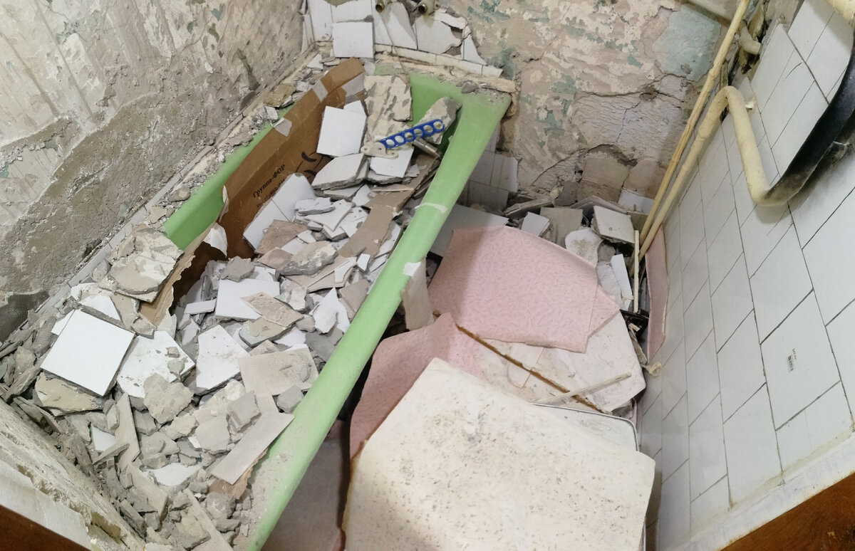 Ванная комната. Фото оригинальное из личных альбомов.