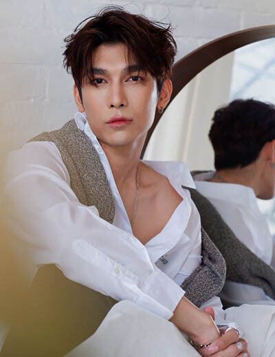 Мью Суппасит - фотография из открытого источника