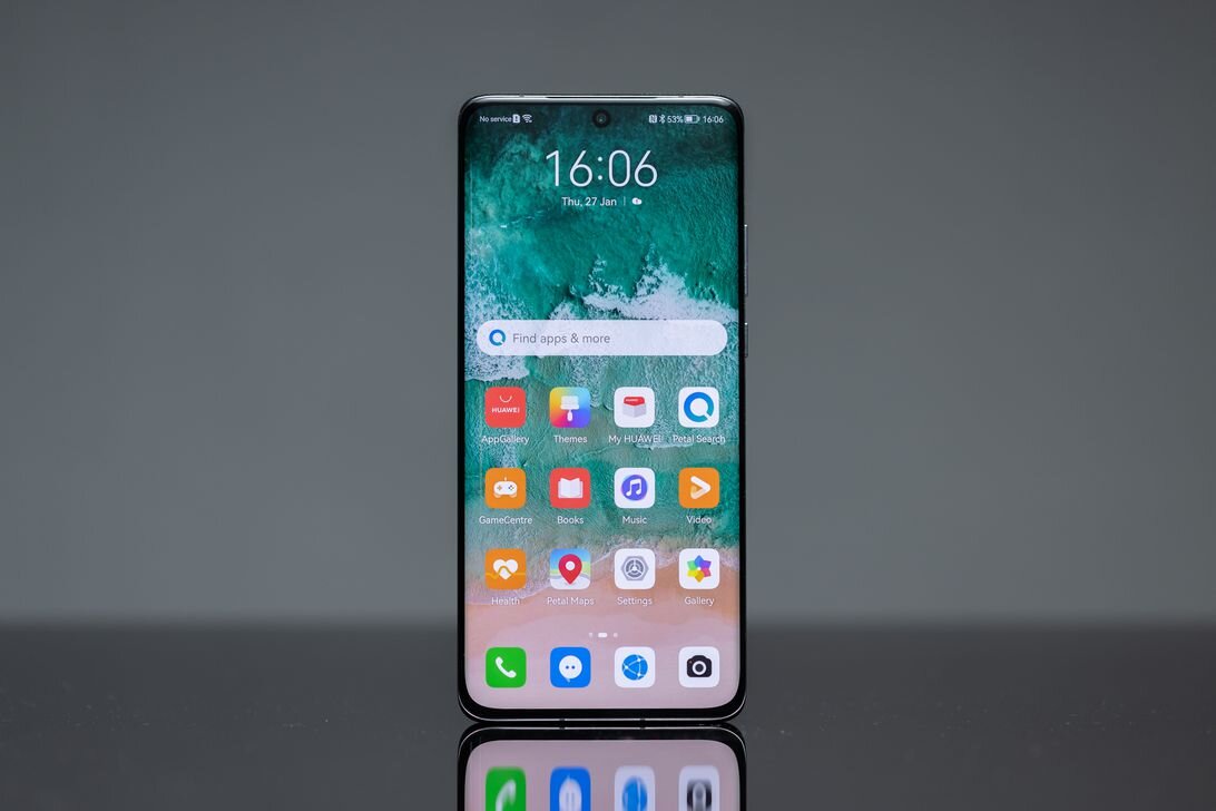 Изображение на экране Huawei P50 Pro очень чёткое и яркое