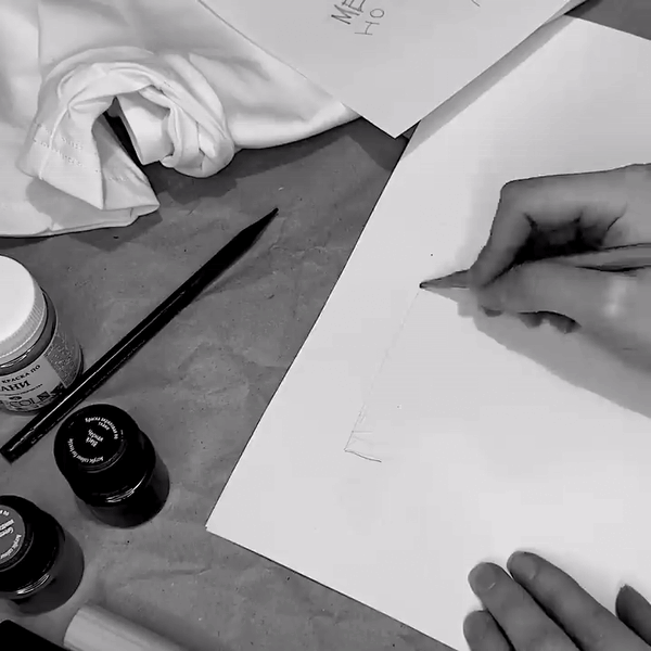 Делаем эскизы на листе бумаги