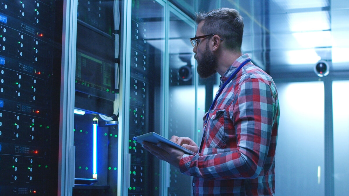Администратор windows server 2019. Дата центр. Картинки сервер 2022. По ИТ 2 метра