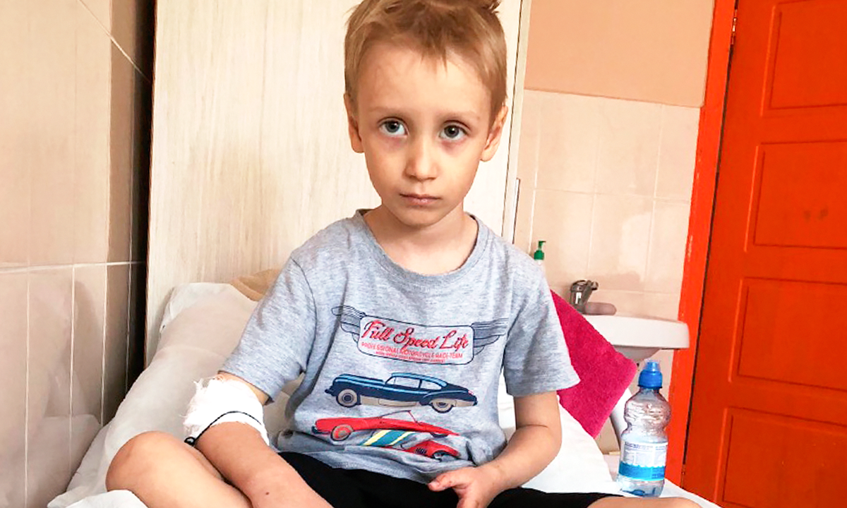 Захар Молчков, подопечный фонда "Алёша"
