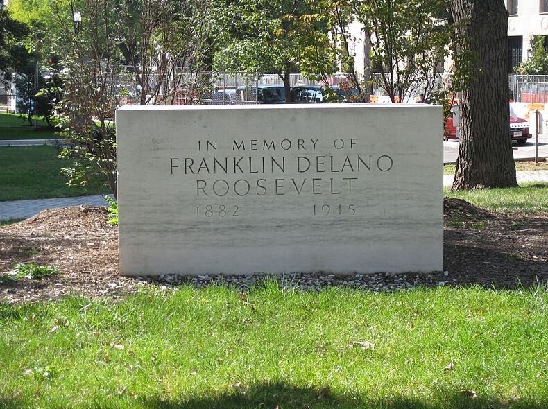 Памятник Рузвельту в Вашингтоне (иллюстрация из открытых источников)
