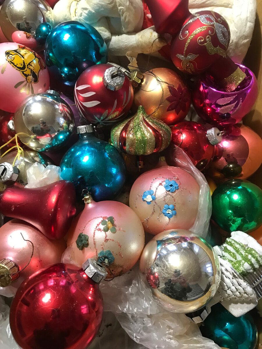 Праздник к нам приходит…