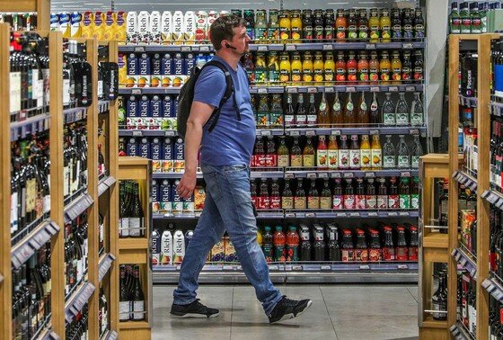 Юрист объяснил, должен ли покупатель оплатить поврежденный в магазине ...