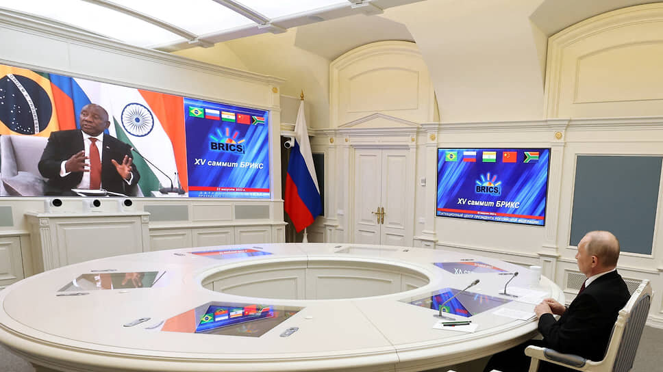 Фото: Reuters📷Владимир Путин посетил саммит БРИКС онлайн