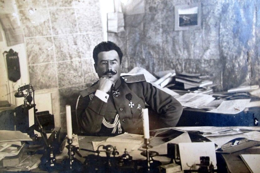 Верховный Главнокомандующий, генерал Николай Николаевич Духонин.