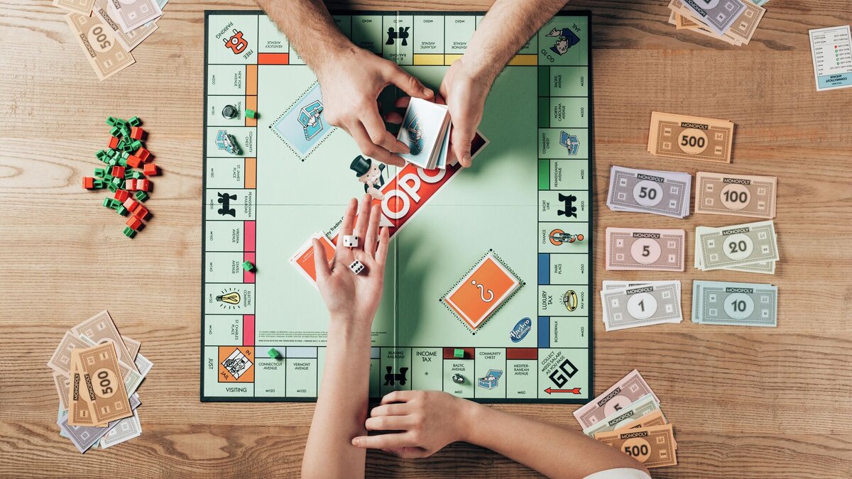 Мое первое настольное разочарование - это игра в монополию после того, как познал более сложные настолки. А раньше рубились часами!