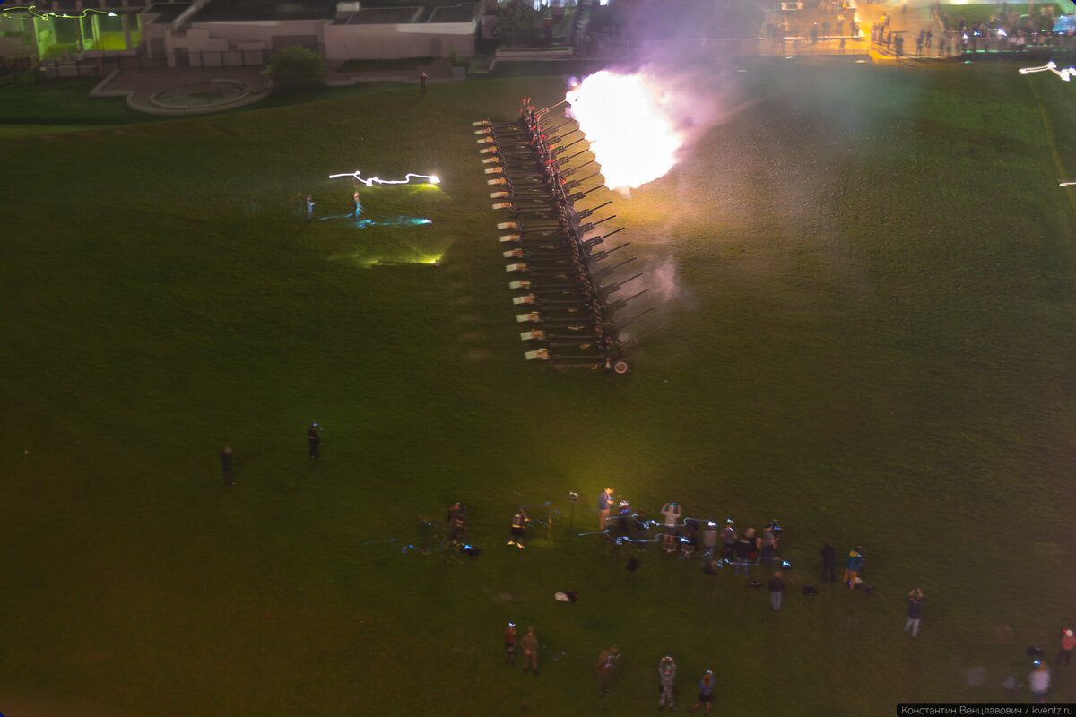 Оловянные солдатики пыщь-пыщь!