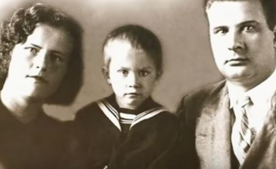 Валентина Талызина с родителями