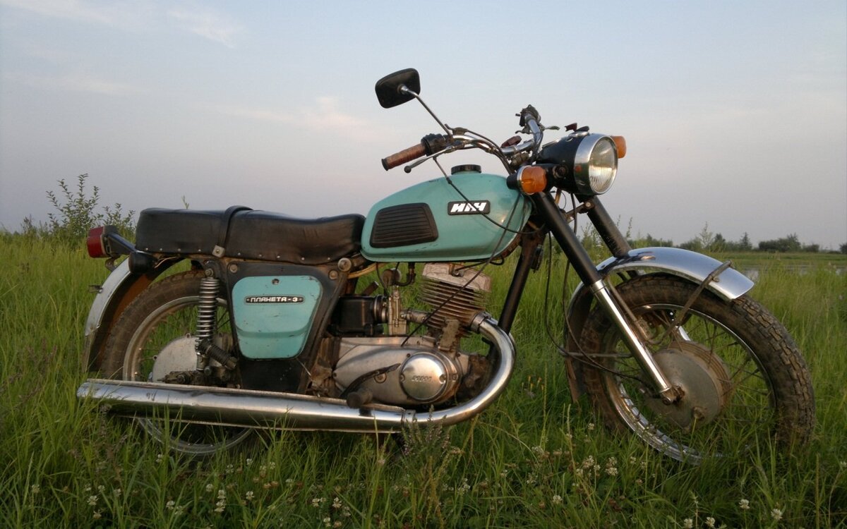 Советские мотоциклы ИЖ Планета 3