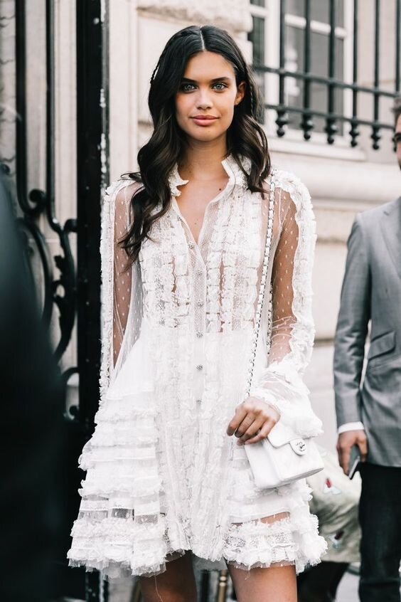 https://fromluxewithlove.com/30-summer-street-style-fashion-looks/