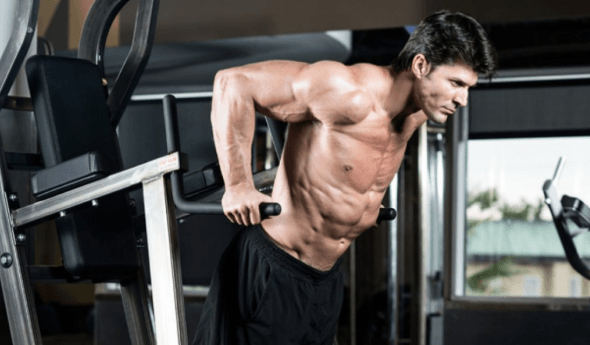 отжимания на брусьях